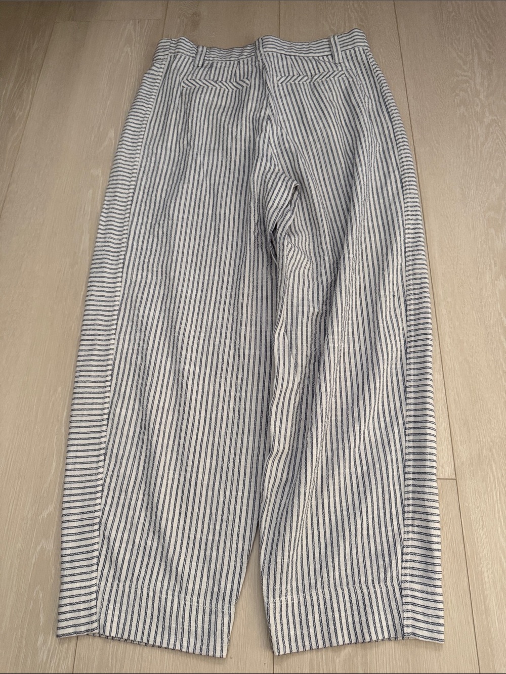 Democracy Striped Wide-Leg Chinos in White and Gray - Picture 9 of 9